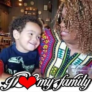 Meet your Posher, Priscilla